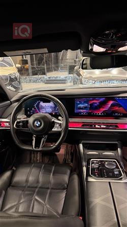 بي ام دبليو الفئة 7